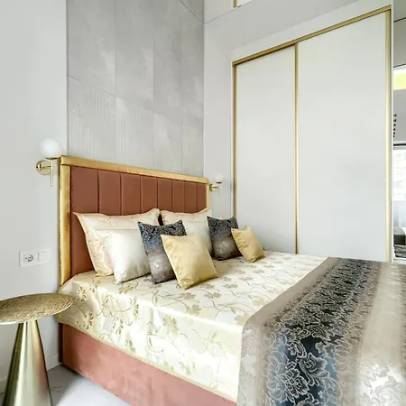 Margi Flair Private 2person Jacuzzi Hanza Tower * Στσέτσιν